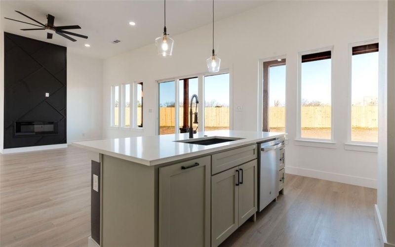 592 Highview Court, Godley, TX 76044, 3 Habitaciones Habitaciones , ,2 BañosBaños,Residential,En Venta,592 Highview Court,0,21208784