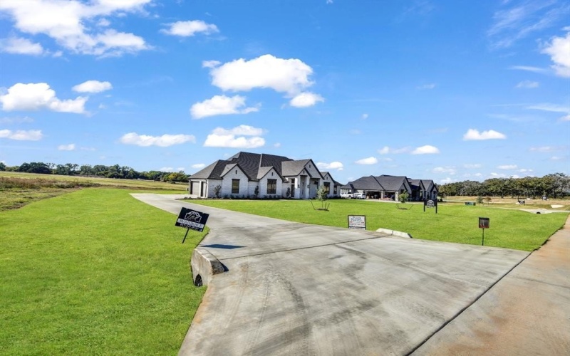 3009 Codigo Drive, Weatherford, TX 76088, 4 Bedrooms Bedrooms, ,3 BathroomsBathrooms,Residential,For Sale,3009 Codigo Drive,0,21209380