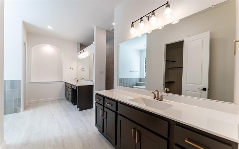 1818 Verona Lane, McLendon Chisholm, TX 75032, 5 Bedrooms Bedrooms, ,3 BathroomsBathrooms,Residential,For Sale,1818 Verona Lane,0,21209427