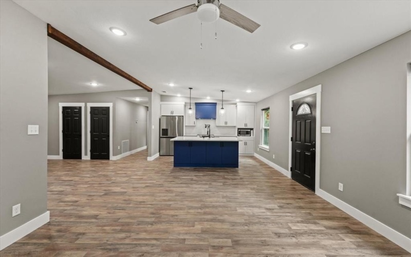 310 Eagle Drive, Gun Barrel City, TX 75156, 3 Bedrooms Bedrooms, ,2 BathroomsBathrooms,Residential,For Sale,310 Eagle Drive,20699109