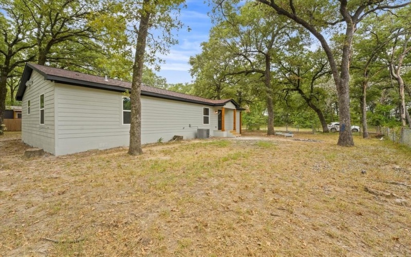 310 Eagle Drive, Gun Barrel City, TX 75156, 3 Bedrooms Bedrooms, ,2 BathroomsBathrooms,Residential,For Sale,310 Eagle Drive,20699109