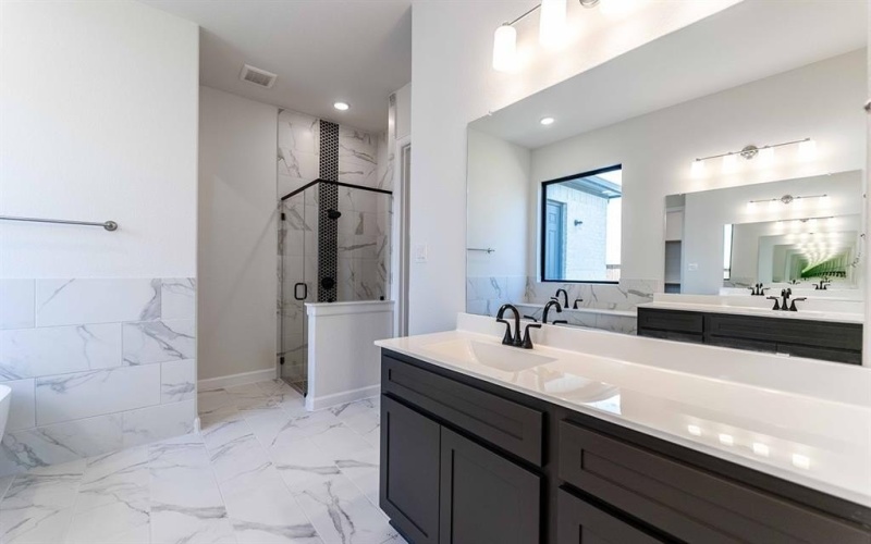 1842 Costa Verde Drive, McLendon Chisholm, TX 75032, 4 Bedrooms Bedrooms, ,3 BathroomsBathrooms,Residential,For Sale,1842 Costa Verde Drive,0,21209520