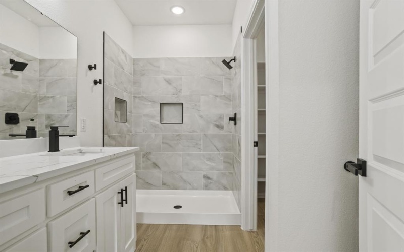 121 Loon Bay Drive, Gun Barrel City, TX 75156, 3 Habitaciones Habitaciones , ,2 BañosBaños,Residential,En Venta,121 Loon Bay Drive,0,21209548