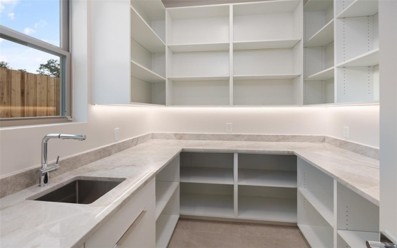 3262 Saint Croix Drive, Dallas, TX 75229, 5 Bedrooms Bedrooms, ,7 BathroomsBathrooms,Residential,For Sale,3262 Saint Croix Drive,0,21209708