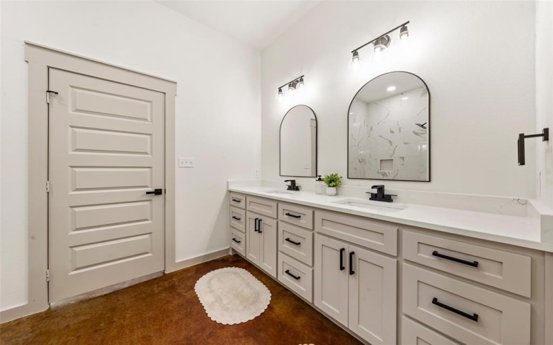 1512 Holly Vista Street, Waco, TX 76711, 3 Bedrooms Bedrooms, ,2 BathroomsBathrooms,Residential,For Sale,1512 Holly Vista Street,0,21209974