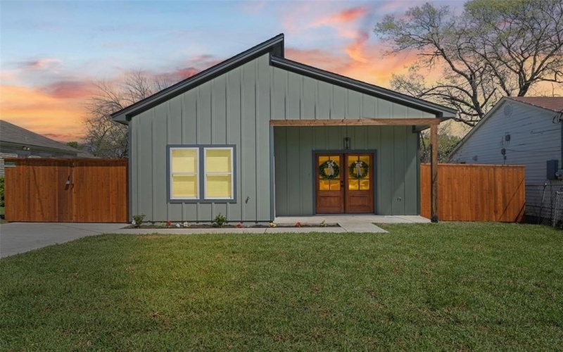 1512 Holly Vista Street, Waco, TX 76711, 3 Bedrooms Bedrooms, ,2 BathroomsBathrooms,Residential,For Sale,1512 Holly Vista Street,0,21209974