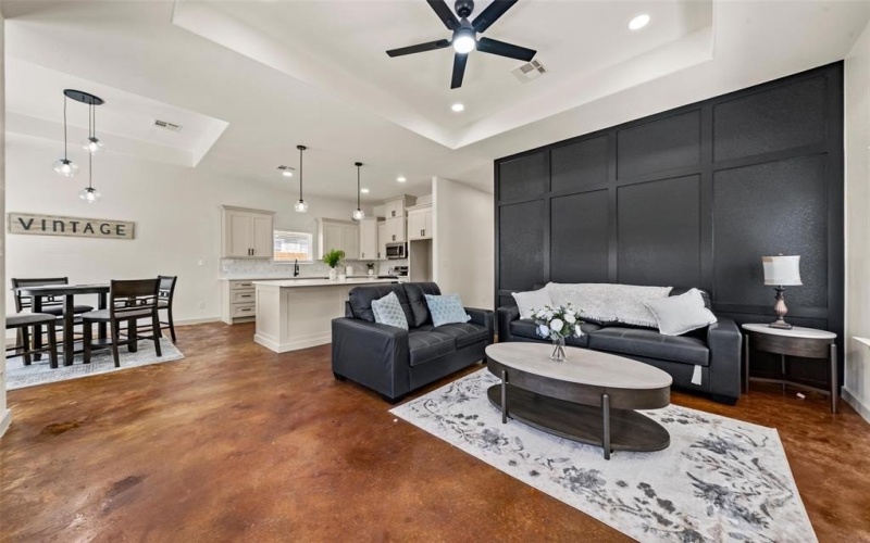 1512 Holly Vista Street, Waco, TX 76711, 3 Bedrooms Bedrooms, ,2 BathroomsBathrooms,Residential,For Sale,1512 Holly Vista Street,0,21209974