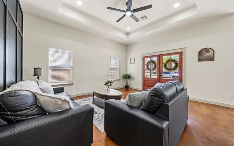 1512 Holly Vista Street, Waco, TX 76711, 3 Bedrooms Bedrooms, ,2 BathroomsBathrooms,Residential,For Sale,1512 Holly Vista Street,0,21209974