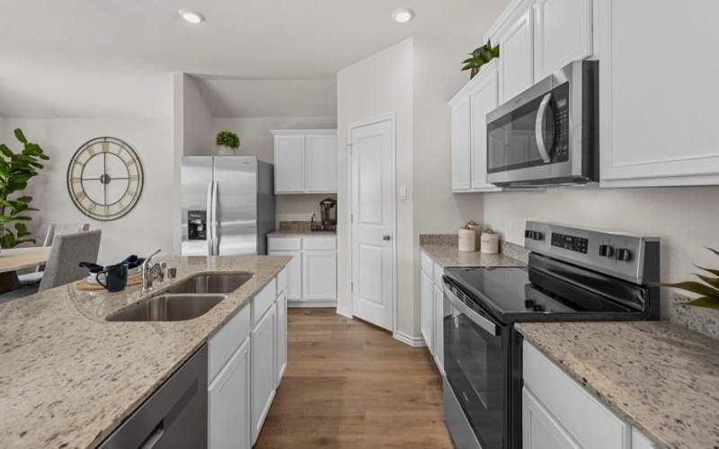 212 Whispering Pine Drive, Royse City, TX 75189, 4 Bedrooms Bedrooms, ,2 BathroomsBathrooms,Residential,For Sale,212 Whispering Pine Drive,0,21210159