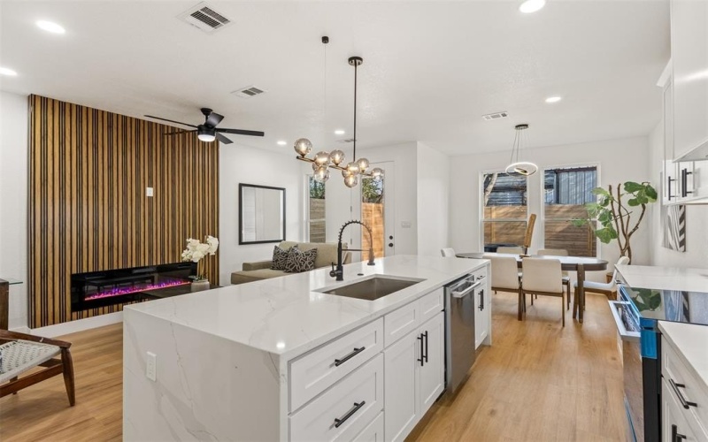 3526 Spring Avenue, Dallas, TX 75210, 3 Bedrooms Bedrooms, ,2 BathroomsBathrooms,Residential,For Sale,3526 Spring Avenue,0,21210256