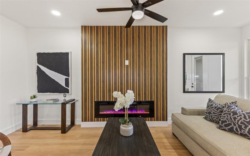 3526 Spring Avenue, Dallas, TX 75210, 3 Bedrooms Bedrooms, ,2 BathroomsBathrooms,Residential,For Sale,3526 Spring Avenue,0,21210256