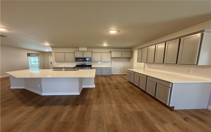 1334 Remy's Way, Corpus Christi, TX 78415, 4 Habitaciones Habitaciones , ,2 BañosBaños,Residential,En Venta,1334 Remy's Way,0,472990