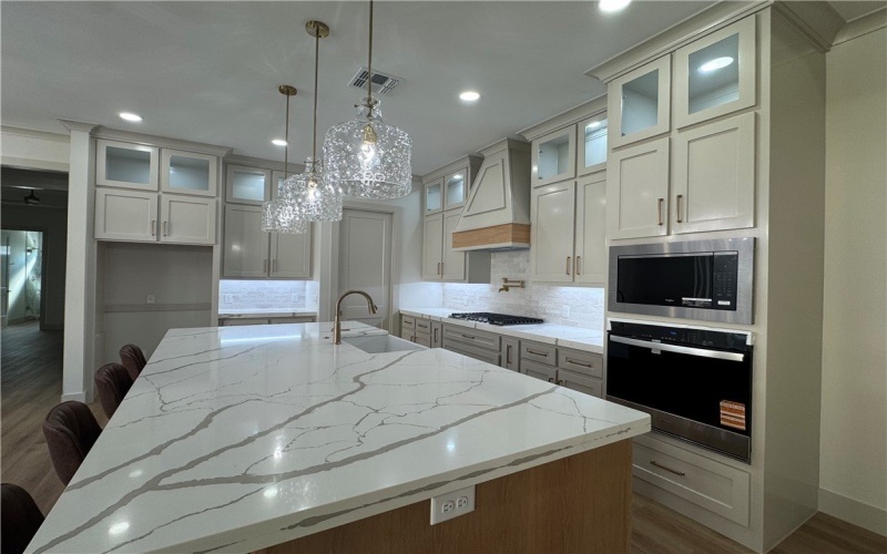 7621 Roman Drive, Corpus Christi, TX 78414, 4 Habitaciones Habitaciones , ,3 BañosBaños,Residential,En Venta,7621 Roman Drive,0,473308