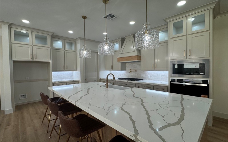 7621 Roman Drive, Corpus Christi, TX 78414, 4 Habitaciones Habitaciones , ,3 BañosBaños,Residential,En Venta,7621 Roman Drive,0,473308