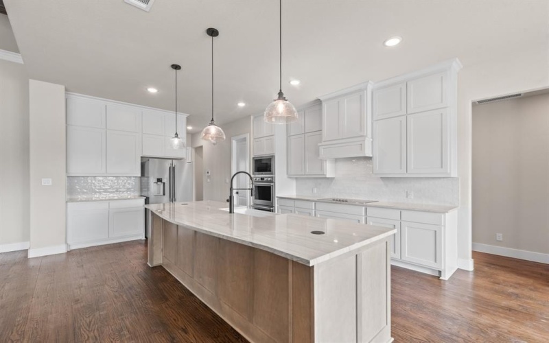 1080 Julian Drive, Van Alstyne, TX 75495, 3 Bedrooms Bedrooms, ,3 BathroomsBathrooms,Residential,For Sale,1080 Julian Drive,20699296