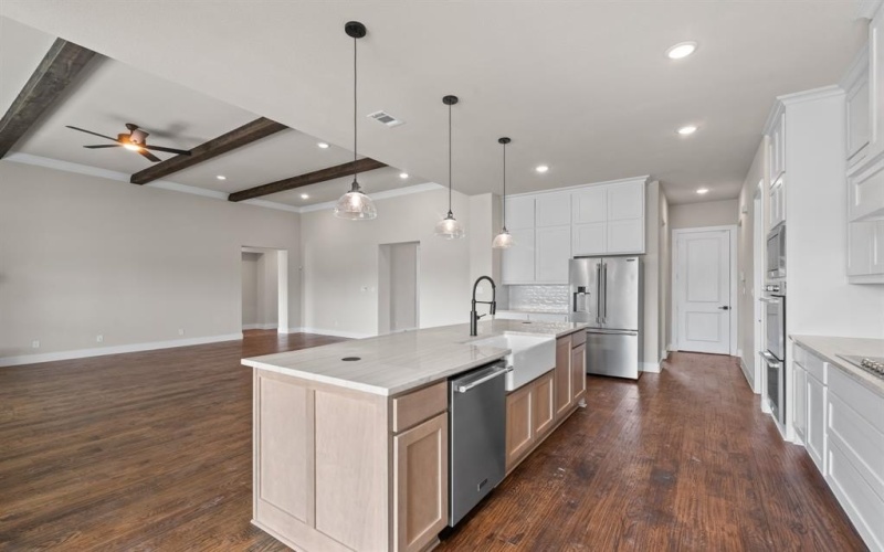 1080 Julian Drive, Van Alstyne, TX 75495, 3 Bedrooms Bedrooms, ,3 BathroomsBathrooms,Residential,For Sale,1080 Julian Drive,20699296