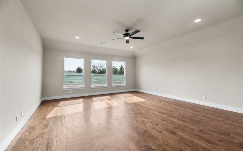 1080 Julian Drive, Van Alstyne, TX 75495, 3 Bedrooms Bedrooms, ,3 BathroomsBathrooms,Residential,For Sale,1080 Julian Drive,20699296