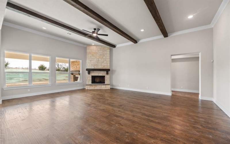 1080 Julian Drive, Van Alstyne, TX 75495, 3 Bedrooms Bedrooms, ,3 BathroomsBathrooms,Residential,For Sale,1080 Julian Drive,20699296