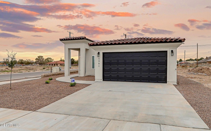 5981 RUIDOSO DOWNS Street, El Paso, TX 79932, 4 Bedrooms Bedrooms, ,2 BathroomsBathrooms,Residential,For Sale,5981 RUIDOSO DOWNS Street,0,940407