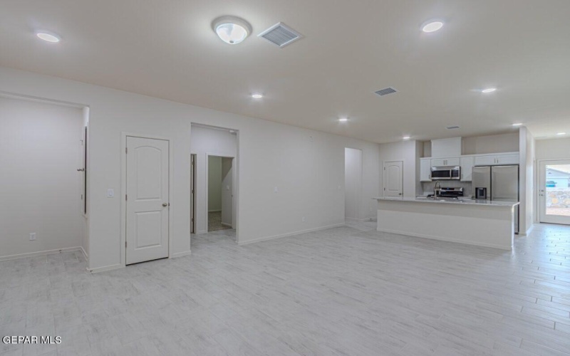 1217 Irish Summer, El Paso, TX 79928, 3 Habitaciones Habitaciones , ,2 BañosBaños,Residential,En Venta,1217 Irish Summer,0,940411