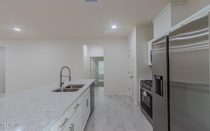 1217 Irish Summer, El Paso, TX 79928, 3 Habitaciones Habitaciones , ,2 BañosBaños,Residential,En Venta,1217 Irish Summer,0,940411