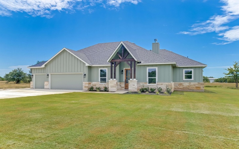 111 S Draper Lane, Bertram, TX 78605, 4 Habitaciones Habitaciones , ,2 BañosBaños,Residential,En Venta,111 S Draper Lane,0,177027