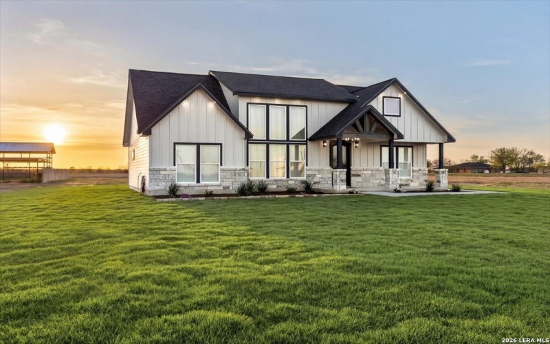 971 County Road 5715, Natalia, TX 78059, 3 Bedrooms Bedrooms, ,2 BathroomsBathrooms,Residential,For Sale,971 County Road 5715,0,1949386