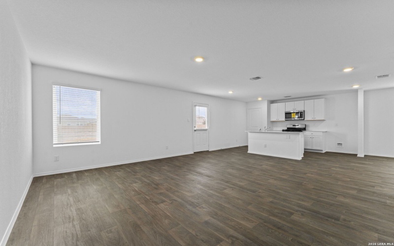 15515 Mint Patch Meadow, Von Ormy, TX 78073, 5 Habitaciones Habitaciones , ,2 BañosBaños,Residential,En Venta,15515 Mint Patch Meadow,0,1949461