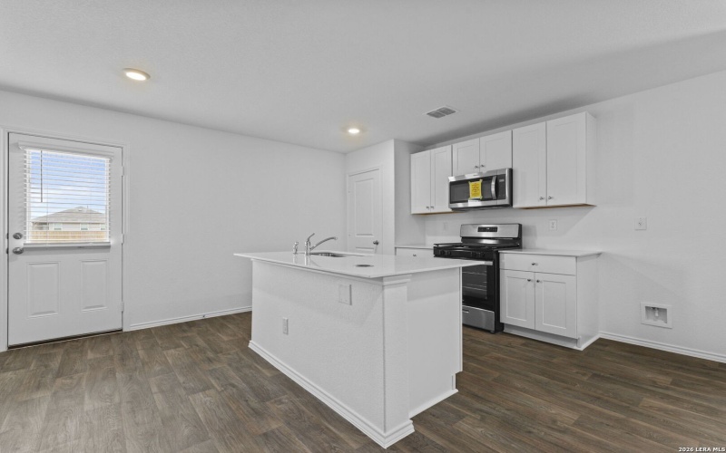 15515 Mint Patch Meadow, Von Ormy, TX 78073, 5 Habitaciones Habitaciones , ,2 BañosBaños,Residential,En Venta,15515 Mint Patch Meadow,0,1949461