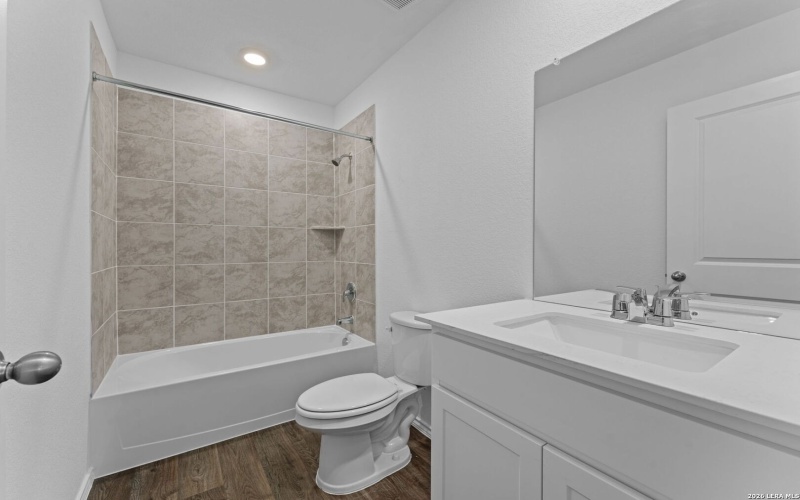 15507 Mint Patch Meadow, Von Ormy, TX 78073, 3 Habitaciones Habitaciones , ,2 BañosBaños,Residential,En Venta,15507 Mint Patch Meadow,0,1949463