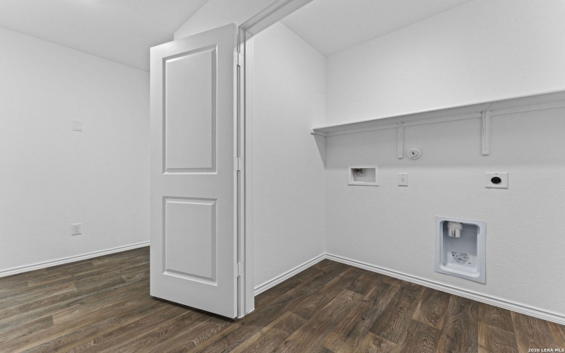 15507 Mint Patch Meadow, Von Ormy, TX 78073, 3 Habitaciones Habitaciones , ,2 BañosBaños,Residential,En Venta,15507 Mint Patch Meadow,0,1949463