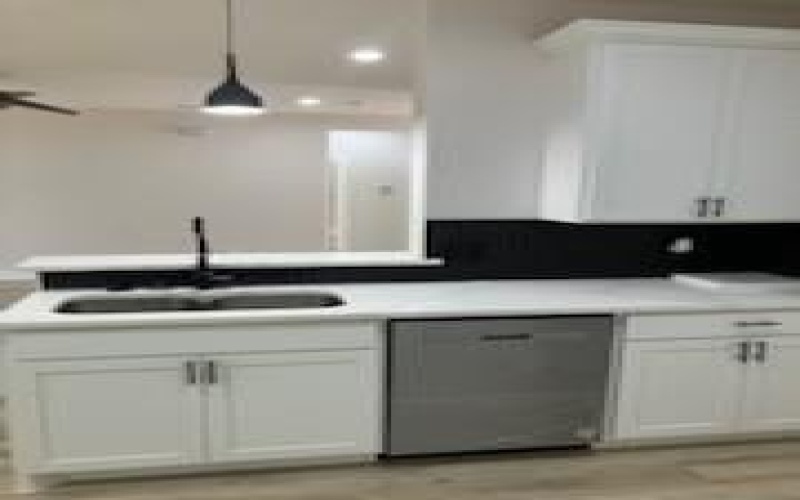 6063 Plum Dale Road, Dallas, TX 75241, 3 Habitaciones Habitaciones , ,2 BañosBaños,Residential,En Venta,6063 Plum Dale Road,20699397