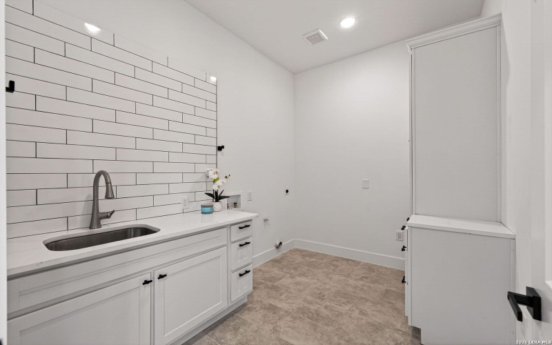 344 Buckskin, Bandera, TX 78003, 4 Habitaciones Habitaciones , ,3 BañosBaños,Residential,En Venta,344 Buckskin,0,1948989