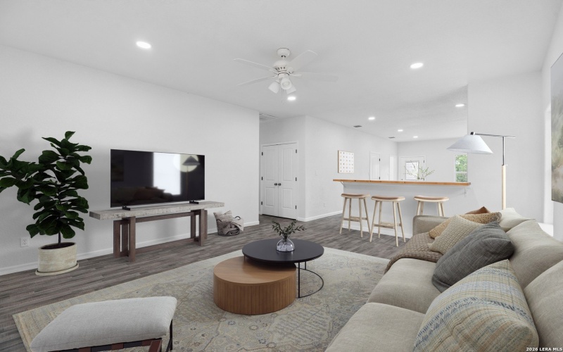 1234 Clearcreek Dr., Canyon Lake, TX 78133, 3 Habitaciones Habitaciones , ,2 BañosBaños,Residential,En Venta,1234 Clearcreek Dr.,0,1949280