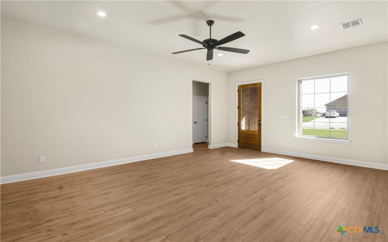 1212 Madyson Lane, Salado, TX 76571, 4 Bedrooms Bedrooms, ,2 BathroomsBathrooms,Residential,For Sale,1212 Madyson Lane,0,606392