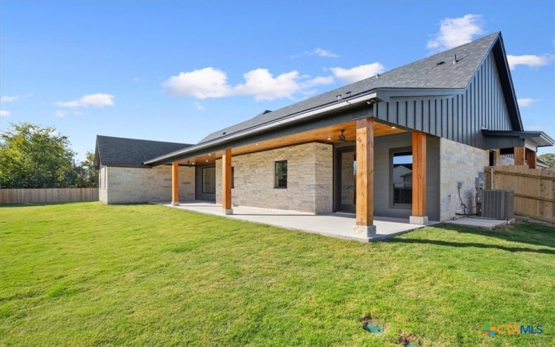 109 Cumberland Drive, Belton, TX 76513, 4 Bedrooms Bedrooms, ,5 BathroomsBathrooms,Residential,For Sale,109 Cumberland Drive,0,607484