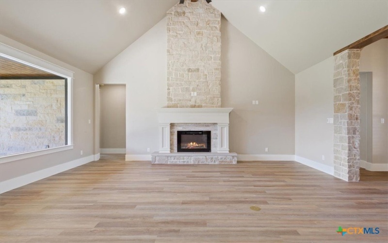 109 Cumberland Drive, Belton, TX 76513, 4 Bedrooms Bedrooms, ,5 BathroomsBathrooms,Residential,For Sale,109 Cumberland Drive,0,607484