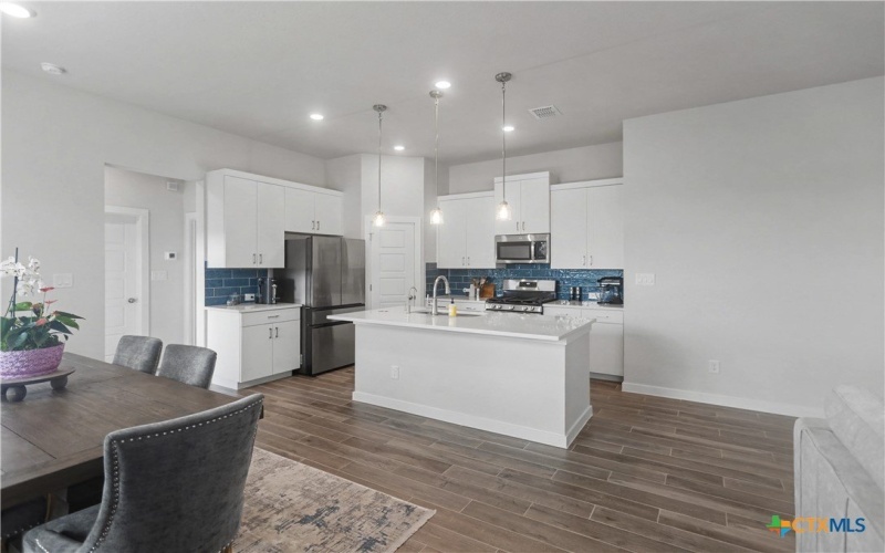 708 Willowbrook, New Braunfels, TX 78130, 3 Bedrooms Bedrooms, ,2 BathroomsBathrooms,Residential,For Sale,708 Willowbrook,0,607604