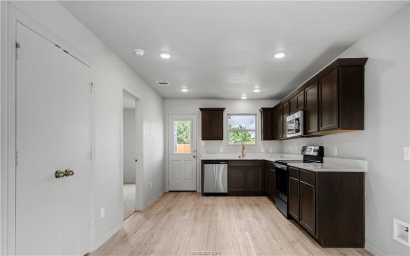 1643 Lucky Street, Bryan, TX 77803, 3 Bedrooms Bedrooms, ,2 BathroomsBathrooms,Residential,For Sale,1643 Lucky Street,0,26003192