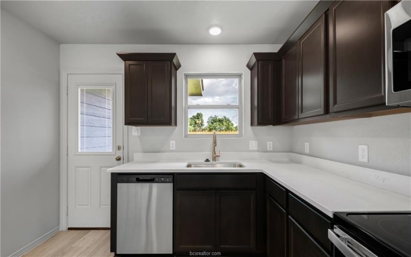 1643 Lucky Street, Bryan, TX 77803, 3 Bedrooms Bedrooms, ,2 BathroomsBathrooms,Residential,For Sale,1643 Lucky Street,0,26003192