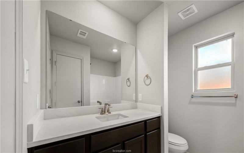 1643 Lucky Street, Bryan, TX 77803, 3 Bedrooms Bedrooms, ,2 BathroomsBathrooms,Residential,For Sale,1643 Lucky Street,0,26003192