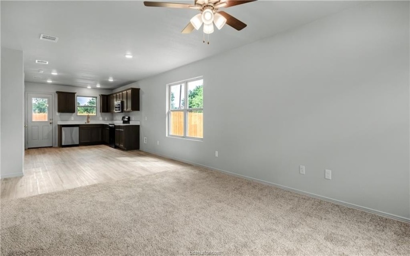 1643 Lucky Street, Bryan, TX 77803, 3 Bedrooms Bedrooms, ,2 BathroomsBathrooms,Residential,For Sale,1643 Lucky Street,0,26003192