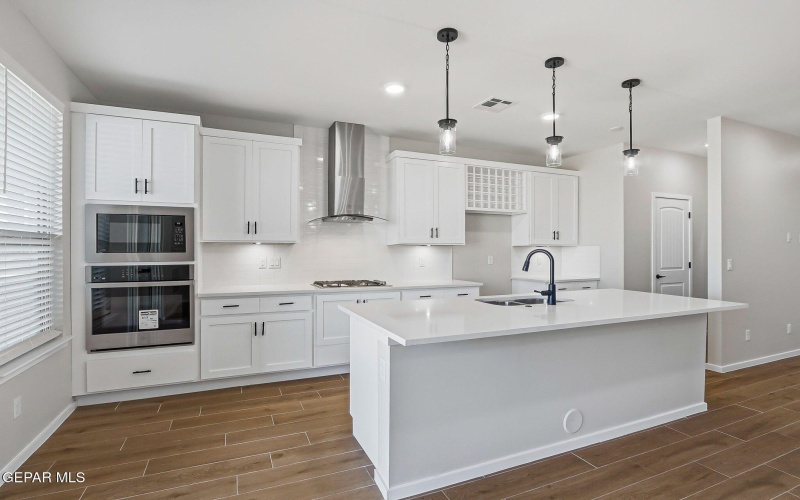 13741 Centro Vista Avenue, Horizon City, TX 79928, 3 Bedrooms Bedrooms, ,2 BathroomsBathrooms,Residential,For Sale,13741 Centro Vista Avenue,0,940427