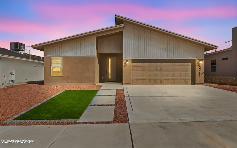 13741 Centro Vista Avenue, Horizon City, TX 79928, 3 Bedrooms Bedrooms, ,2 BathroomsBathrooms,Residential,For Sale,13741 Centro Vista Avenue,0,940427