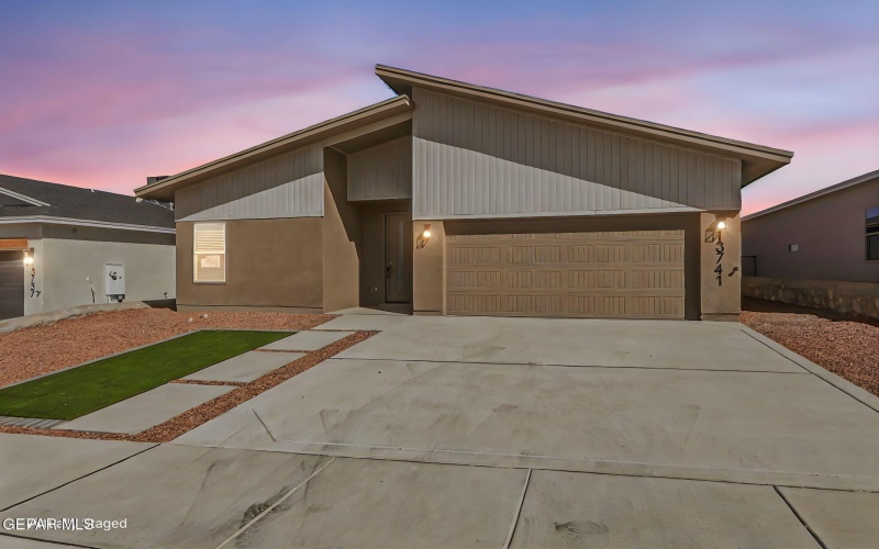 13741 Centro Vista Avenue, Horizon City, TX 79928, 3 Bedrooms Bedrooms, ,2 BathroomsBathrooms,Residential,For Sale,13741 Centro Vista Avenue,0,940427