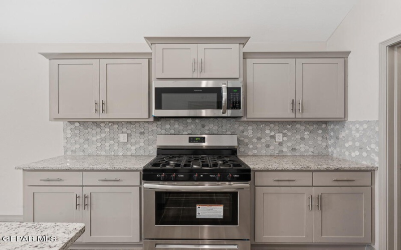 14037 Paseo Alegre Avenue, El Paso, TX 79928, 4 Bedrooms Bedrooms, ,3 BathroomsBathrooms,Residential,For Sale,14037 Paseo Alegre Avenue,0,940452