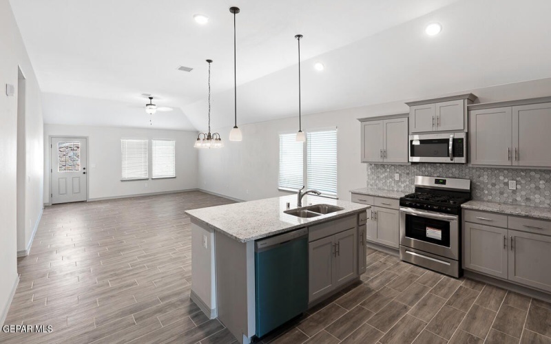 14061 Paseo Anejo Court, El Paso, TX 79928, 4 Bedrooms Bedrooms, ,3 BathroomsBathrooms,Residential,For Sale,14061 Paseo Anejo Court,0,940453