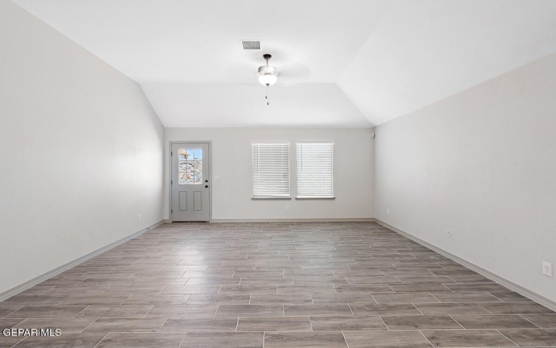 14052 Alice Hughes Avenue, El Paso, TX 79928, 4 Bedrooms Bedrooms, ,3 BathroomsBathrooms,Residential,For Sale,14052 Alice Hughes Avenue,0,940454