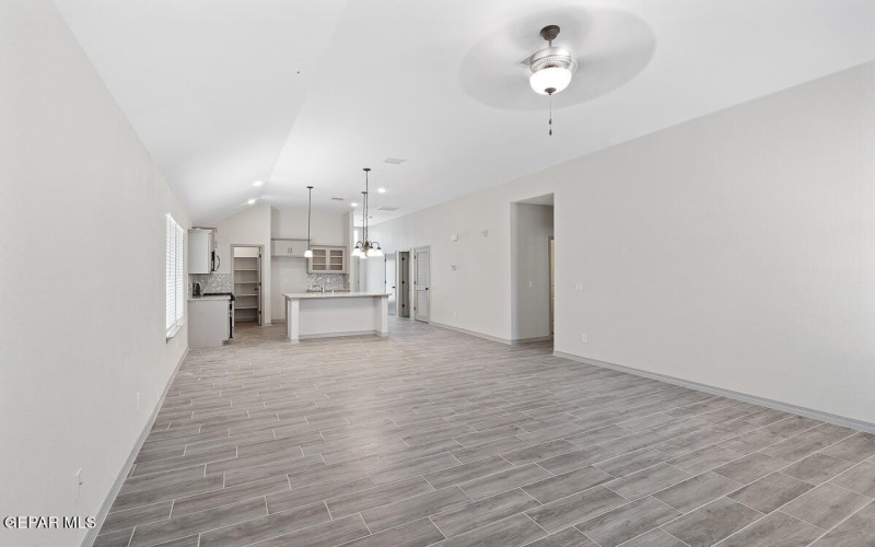 14052 Alice Hughes Avenue, El Paso, TX 79928, 4 Bedrooms Bedrooms, ,3 BathroomsBathrooms,Residential,For Sale,14052 Alice Hughes Avenue,0,940454