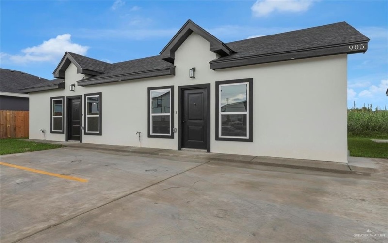 905 Crestview Street unit: 2, Weslaco, TX 78599, 2 Bedrooms Bedrooms, ,2 BathroomsBathrooms,Residential,For Sale,905 Crestview Street unit: 2,0,494565